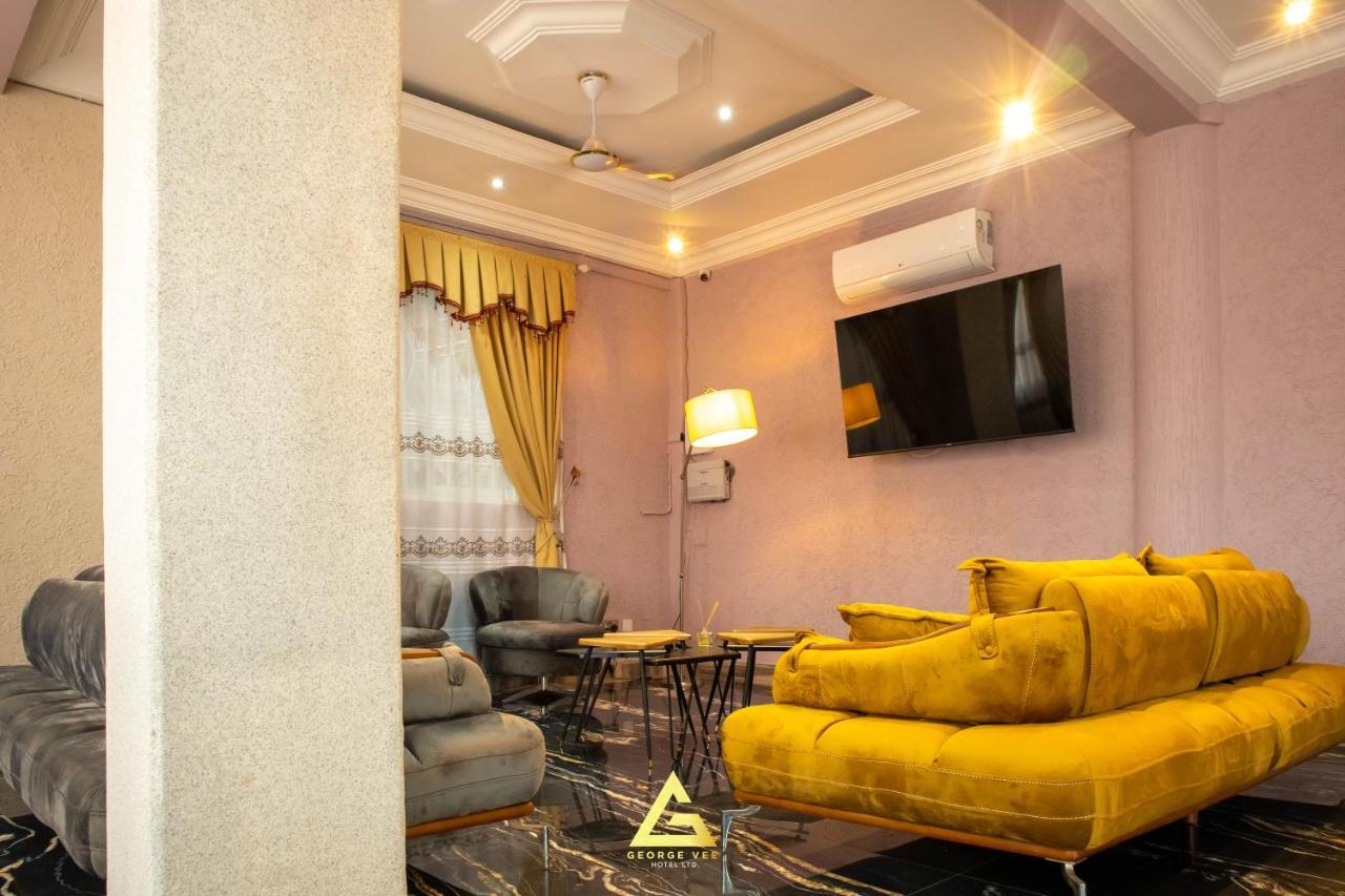 George Vee Hotel Ltd Kumasi Exterior photo